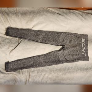 Gray scrunch leggings